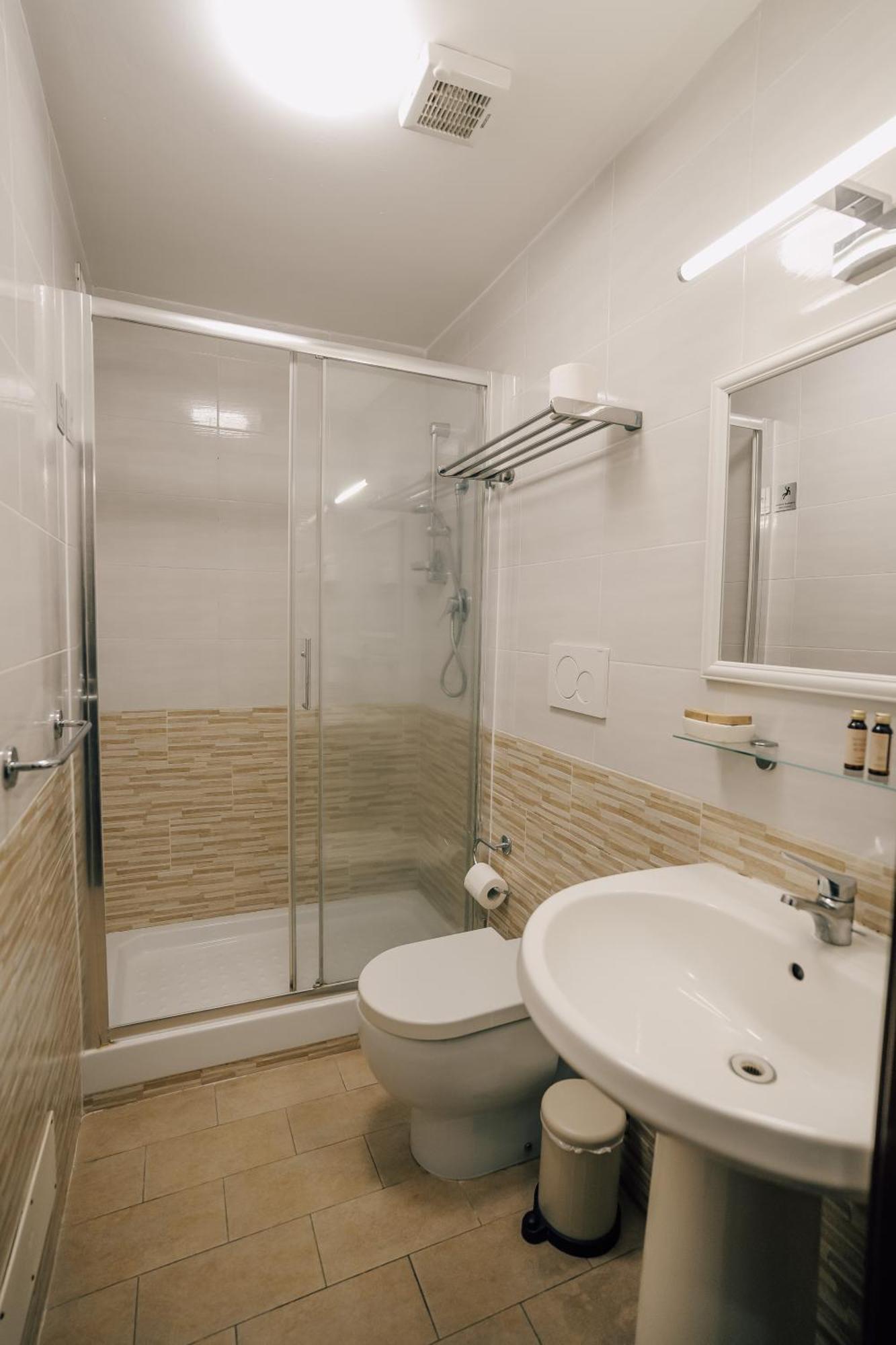 Hotel Mirabilia House à Rome Extérieur photo